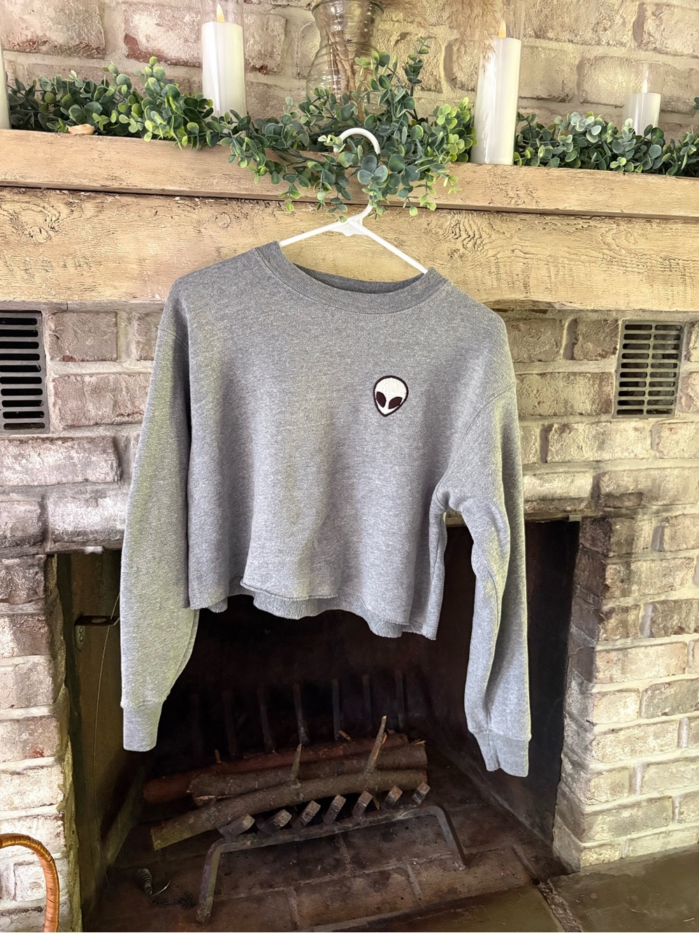 Gray Cropped Alien Patch Sweatshirt
